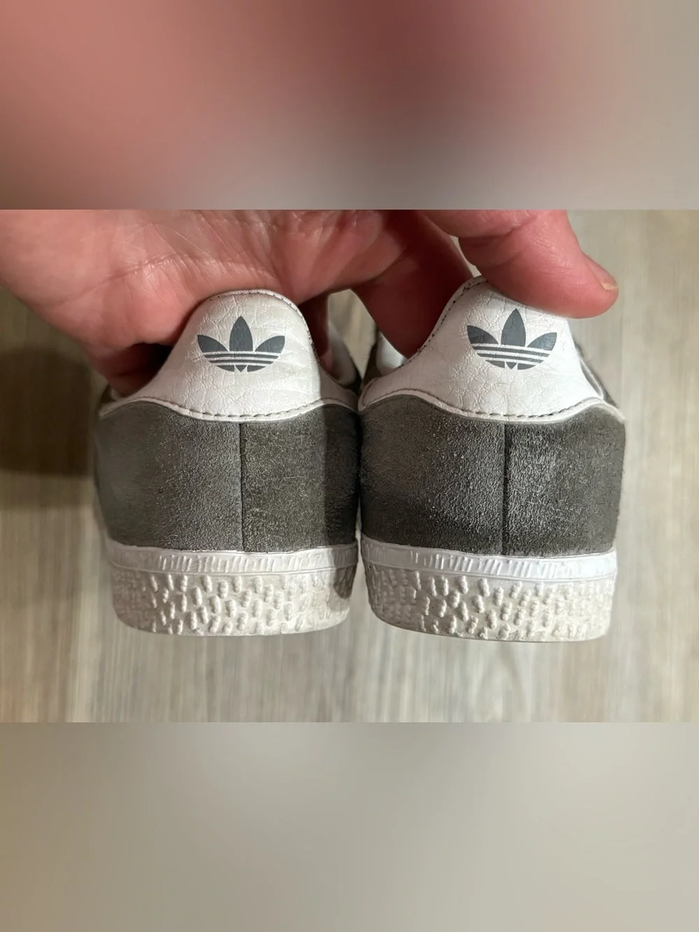 adidas Kids Gazelle Suede Sneakers - Gray/White
